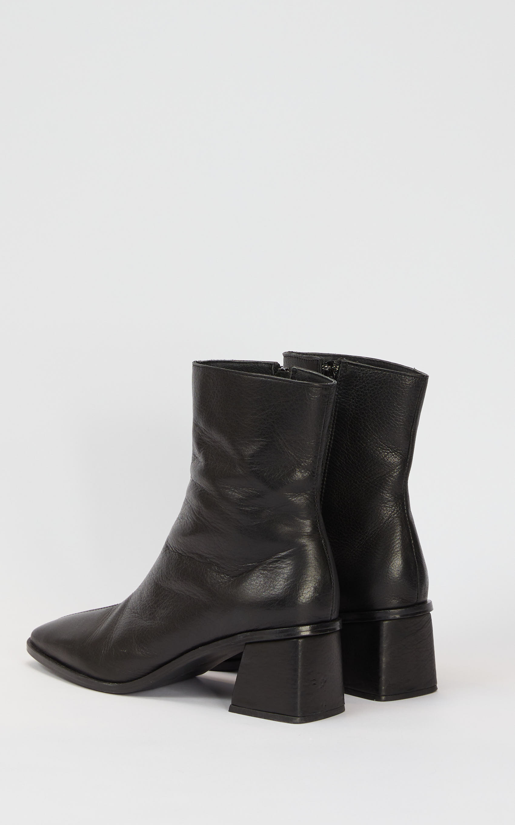 Bota Negro