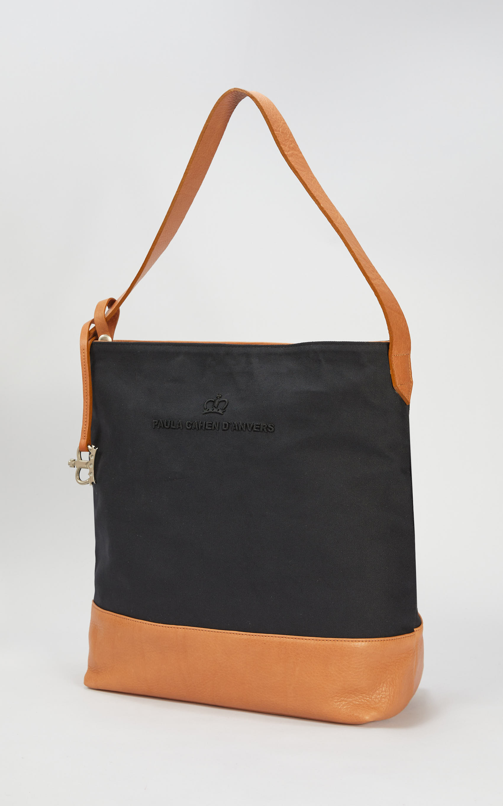 Bolso Negro