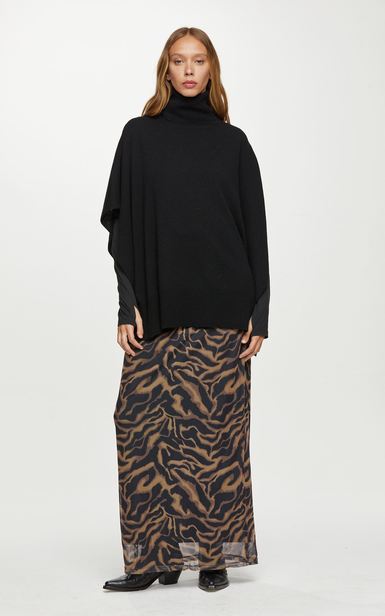 Poncho Negro