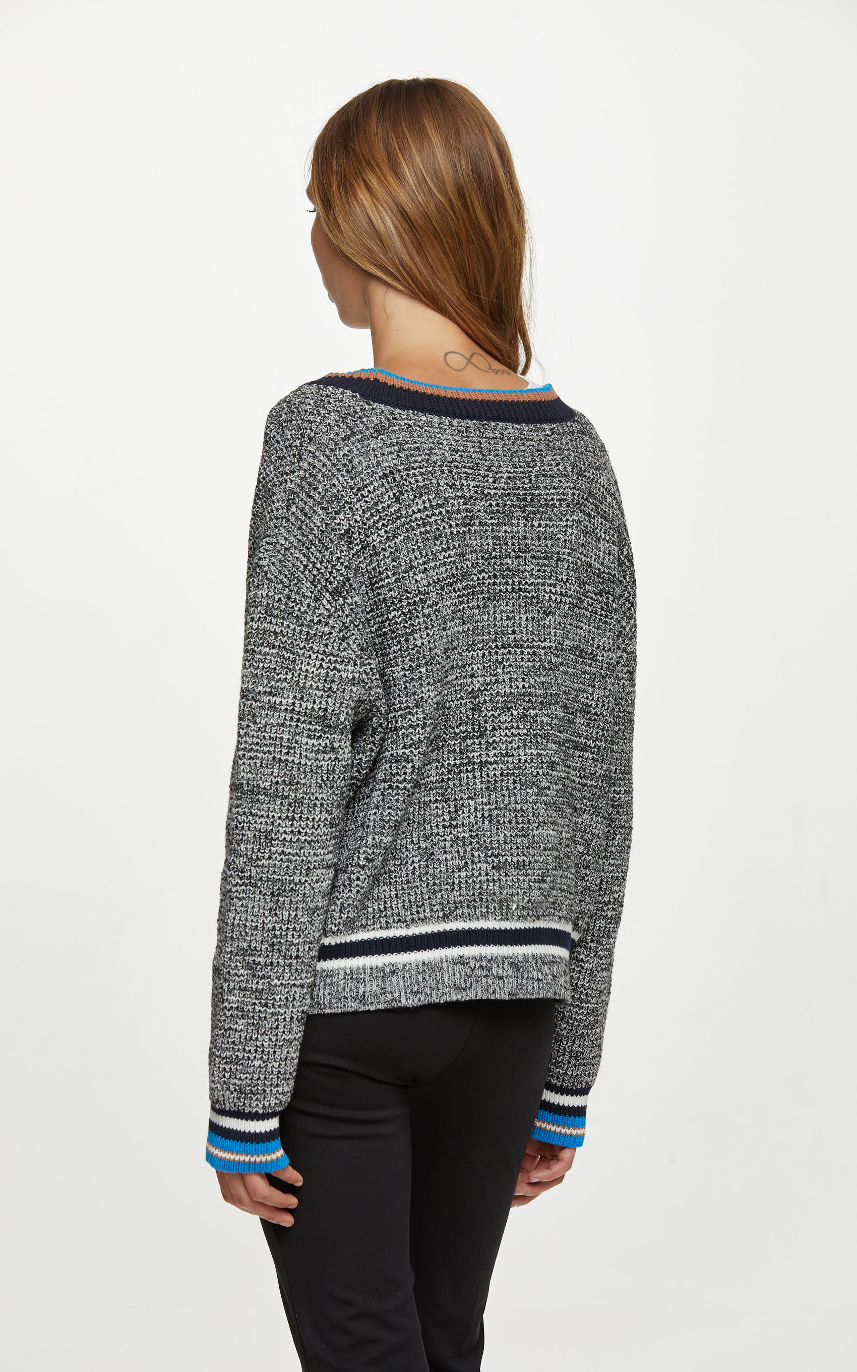 Cardigan Off White Y Negro