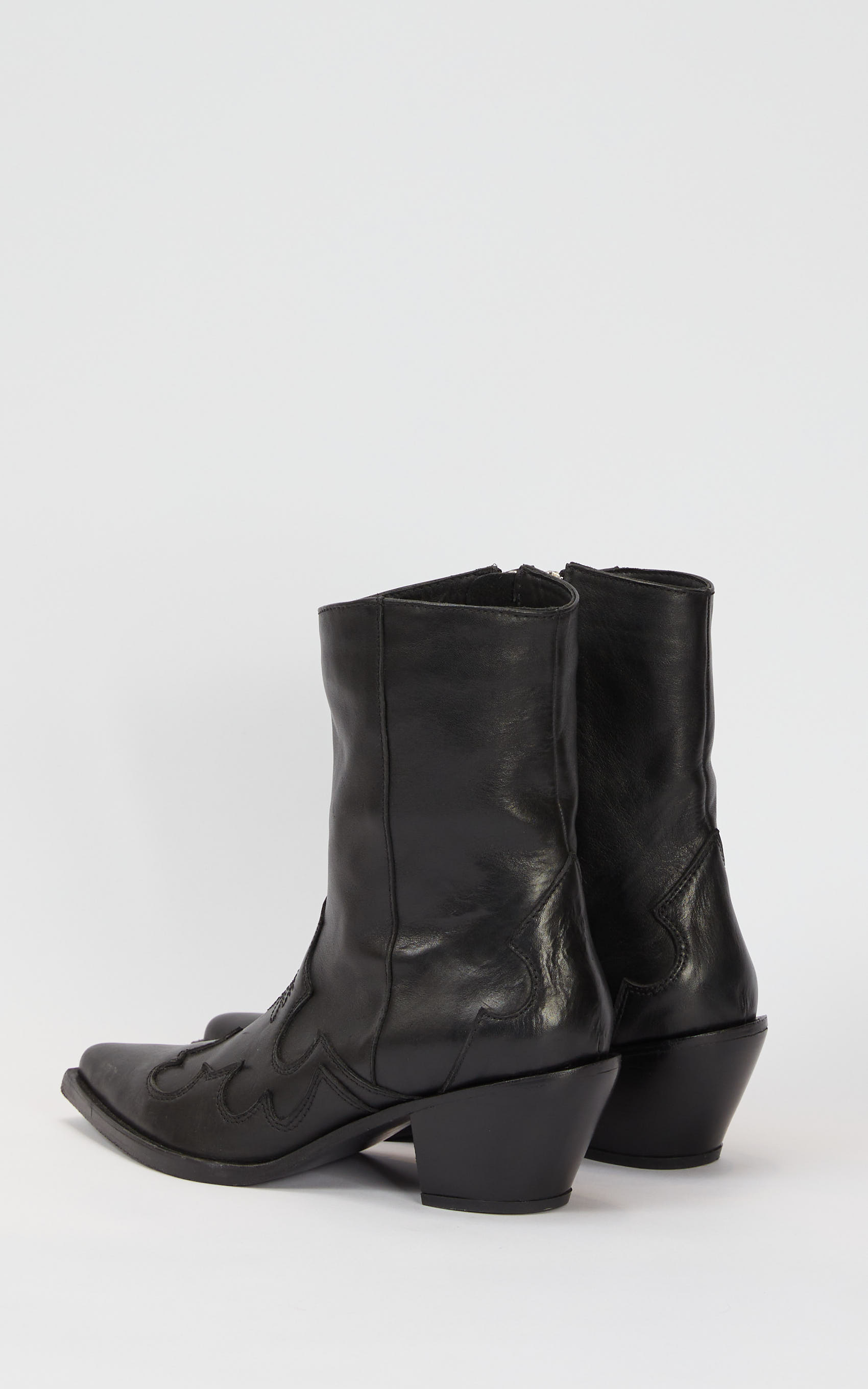 Bota Negro