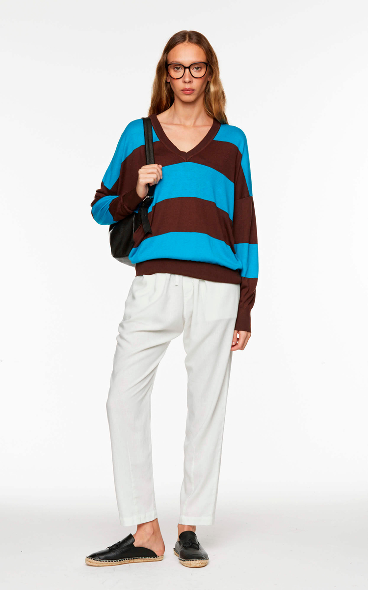 Sweater Chocolate