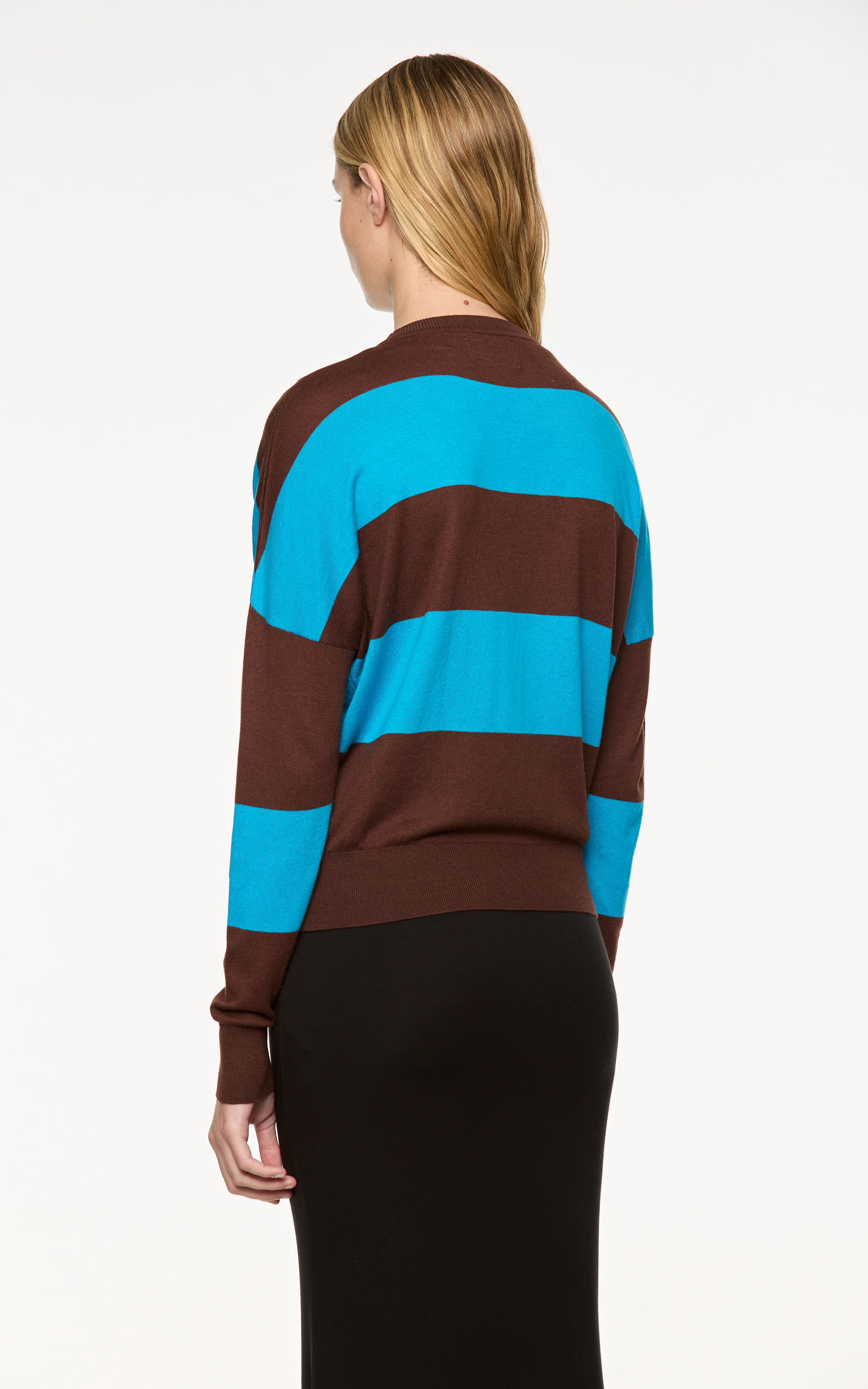 Sweater Chocolate