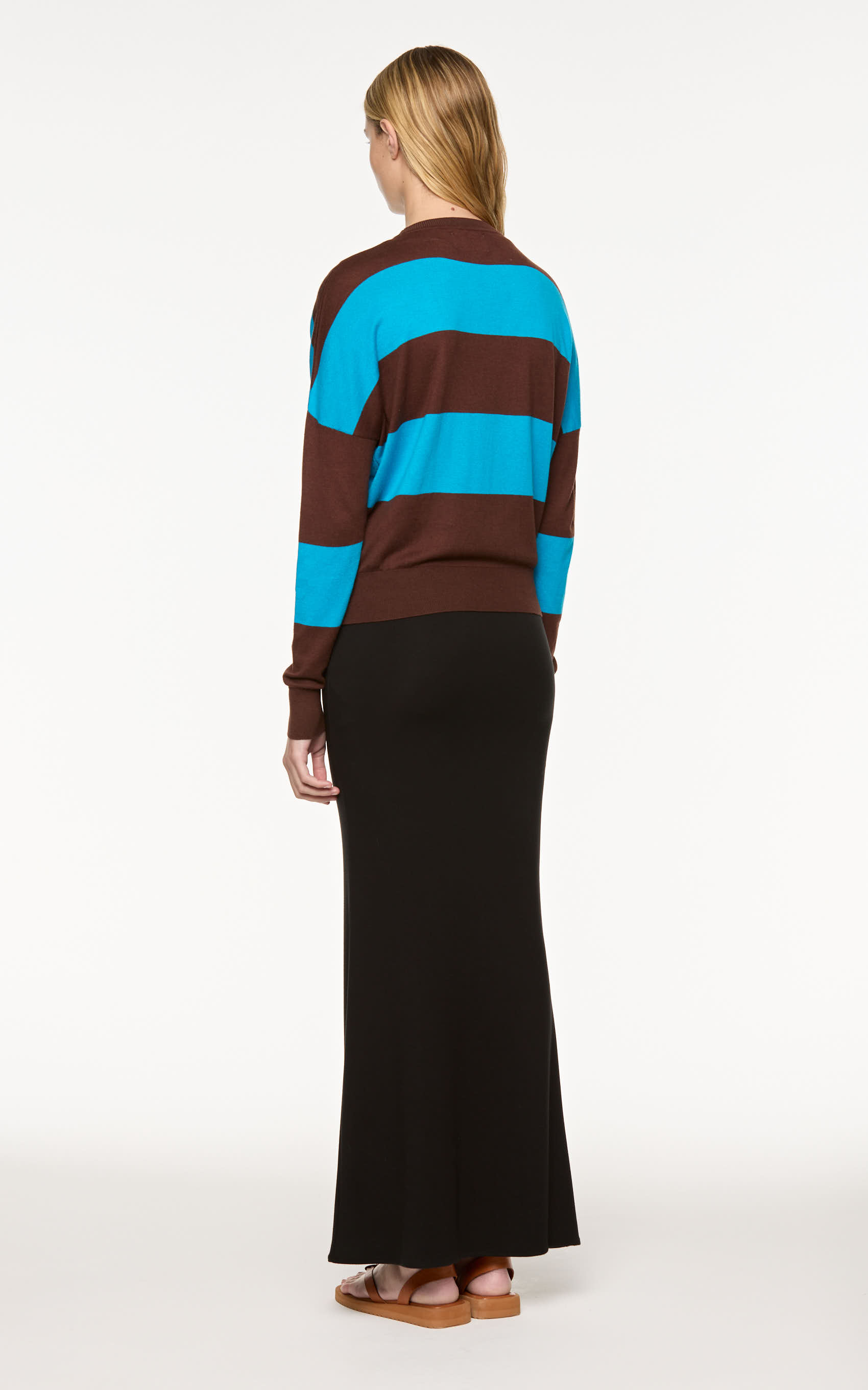 Sweater Chocolate