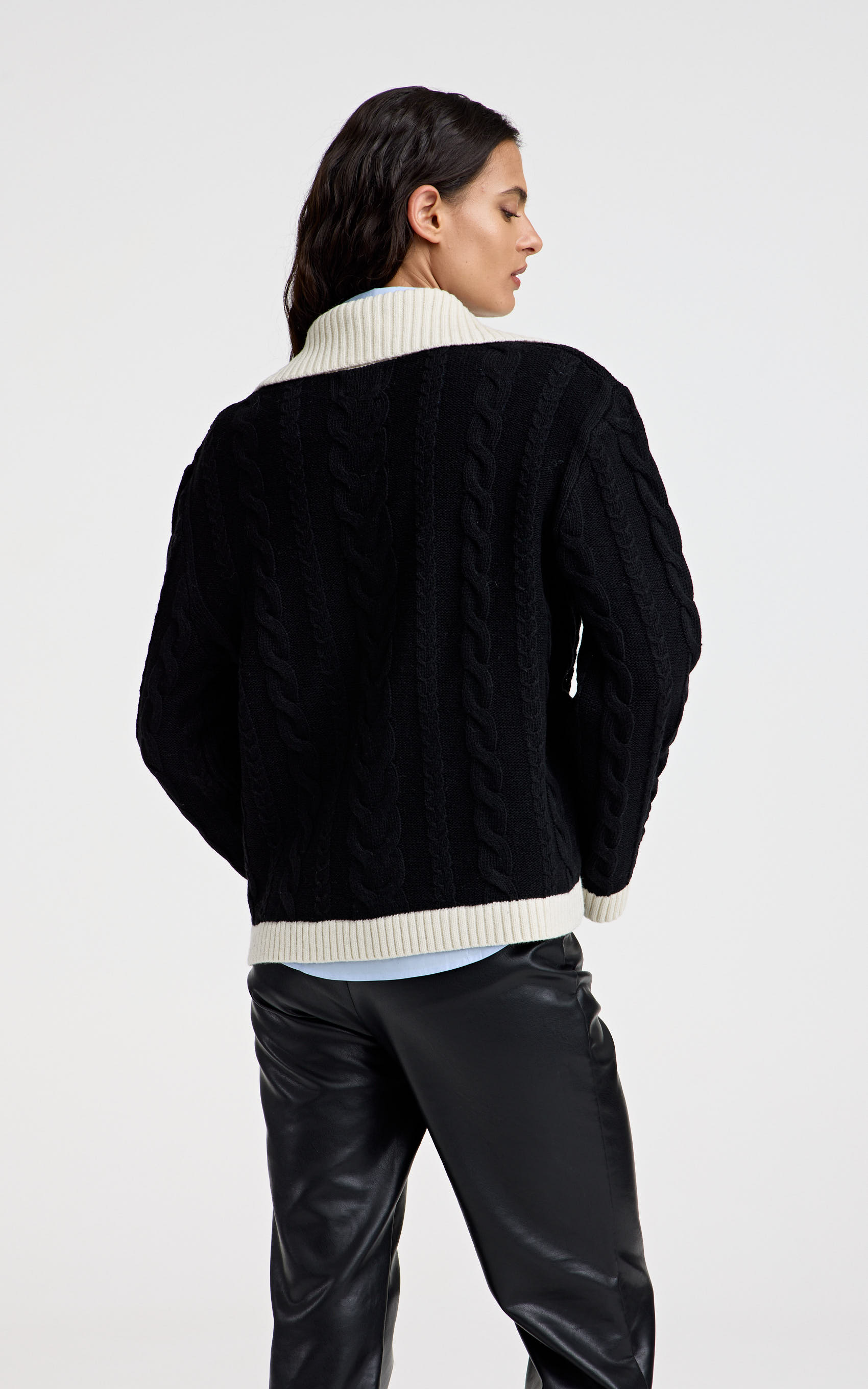 Sweater Negro