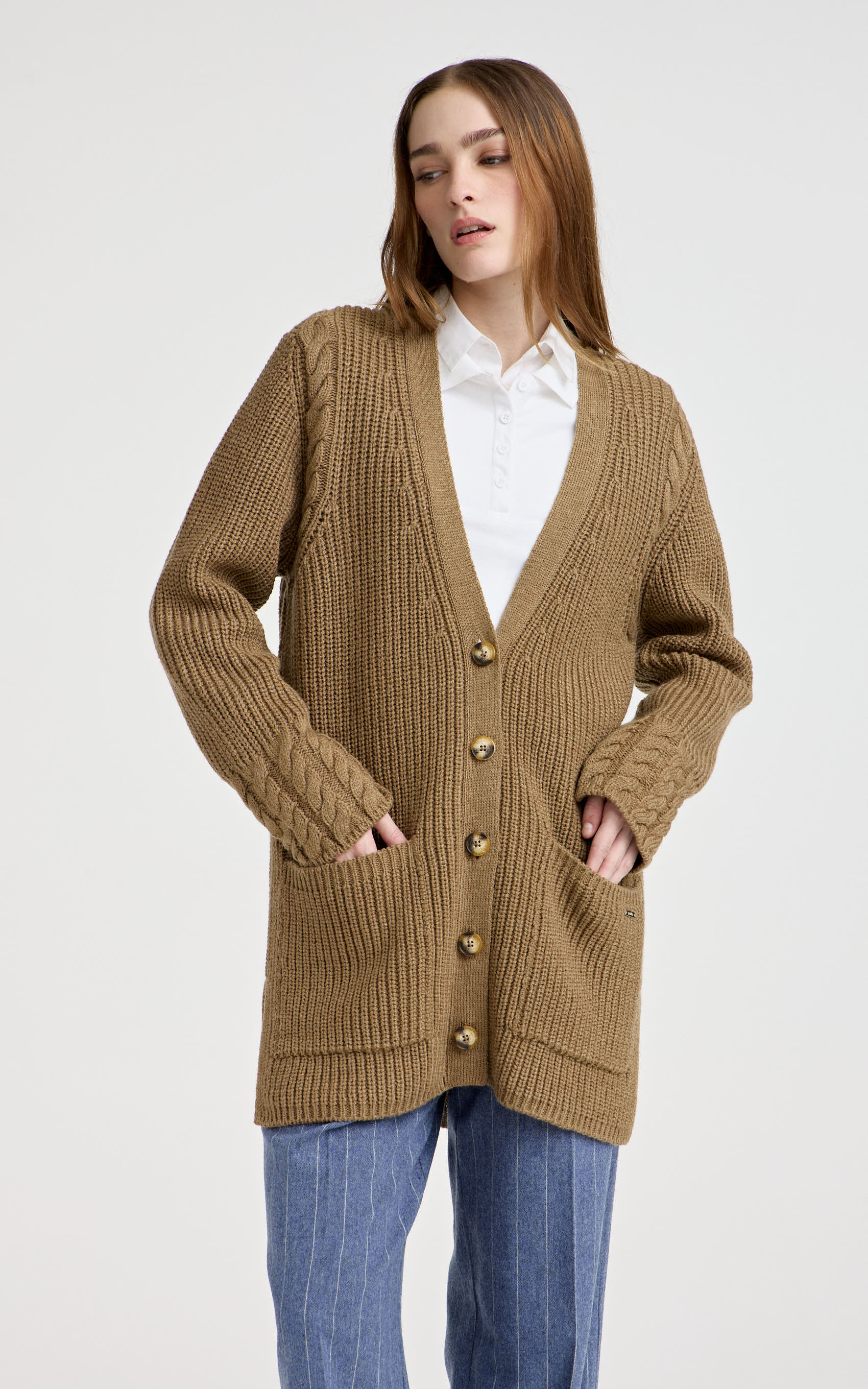 Cardigan tostado