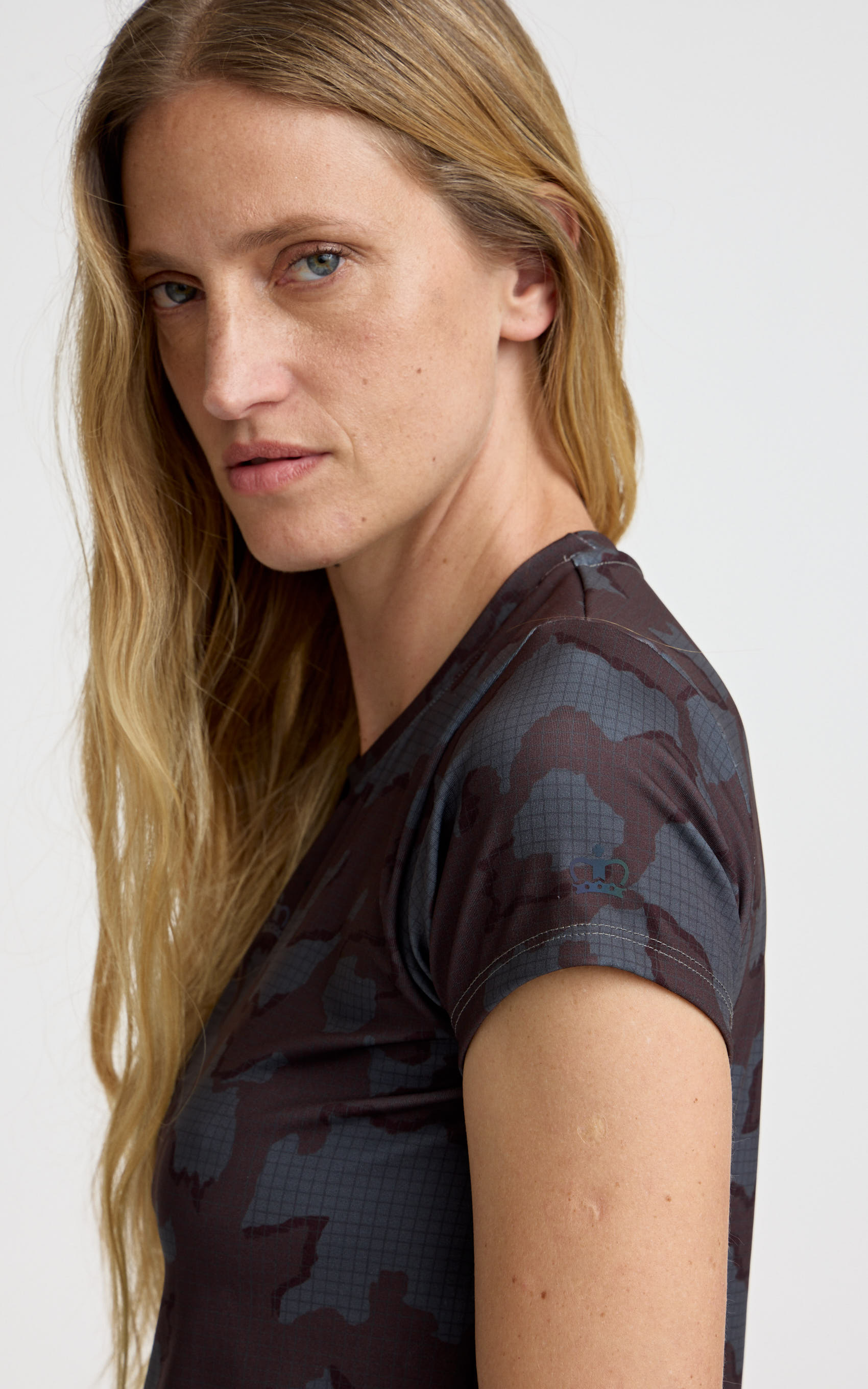 Remera Gris