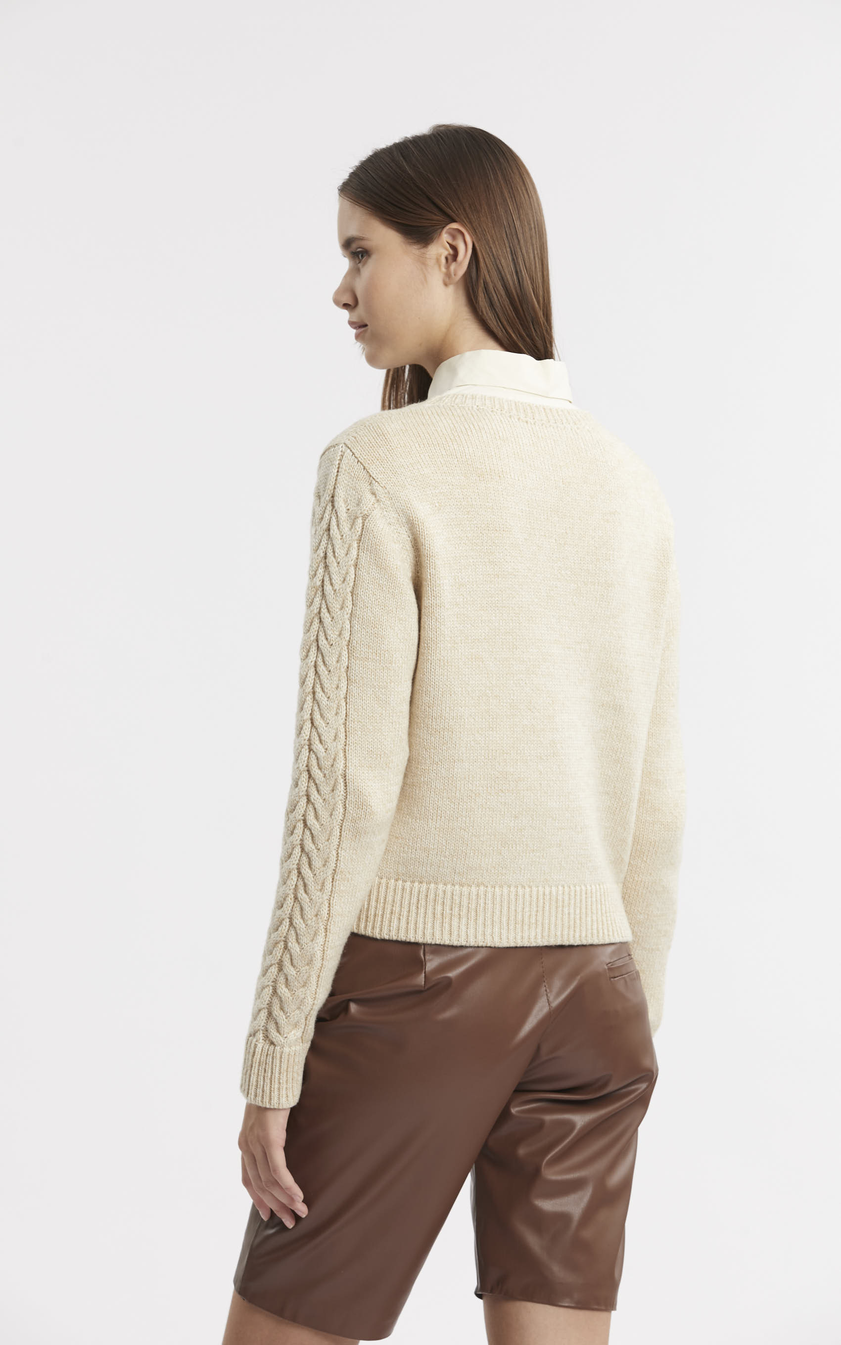 paula_sweater-lenny_13-23-2023__picture-89295